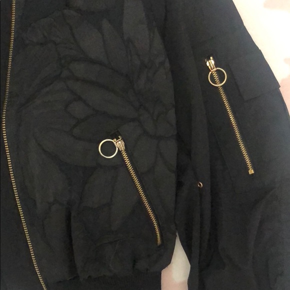 NWOT—O’2nd Black Copped Bomber jacket, us2 - Picture 4 of 7